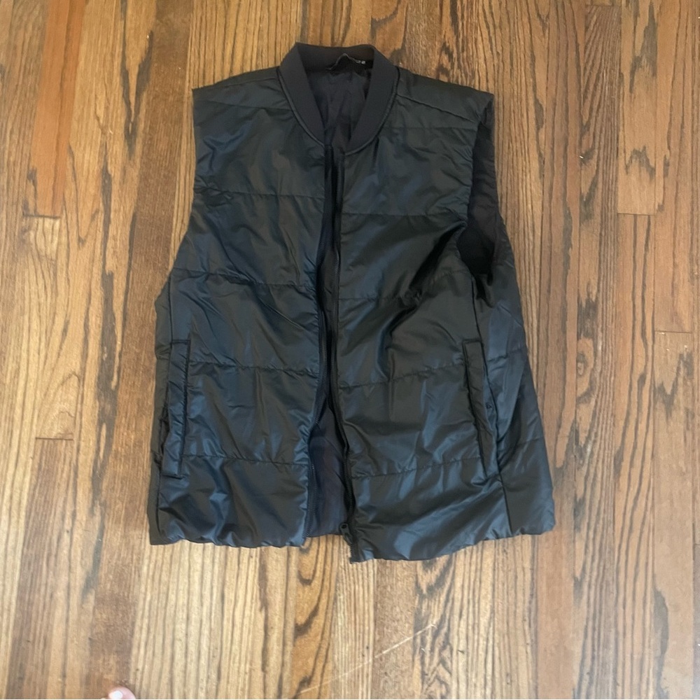Zara Black Quilted Vest with Synthetic Sheen size medium